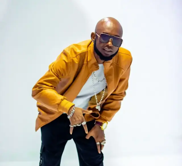 Mr Blue – Tutoke